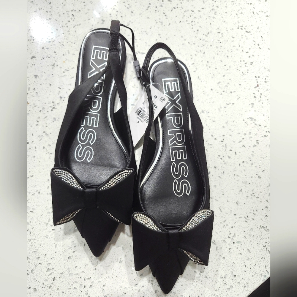 Bow shoes express  size 8 color black